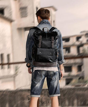 Mochila de Couro Masculina Brainly - Manfine